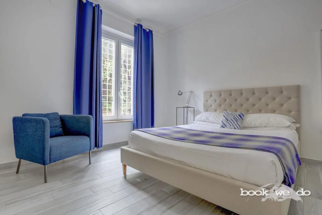 My Suites Piazza Di Spagna Rome 4*,