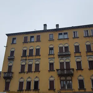 Guest house Alloggi Gerotto Calderan 1 ***